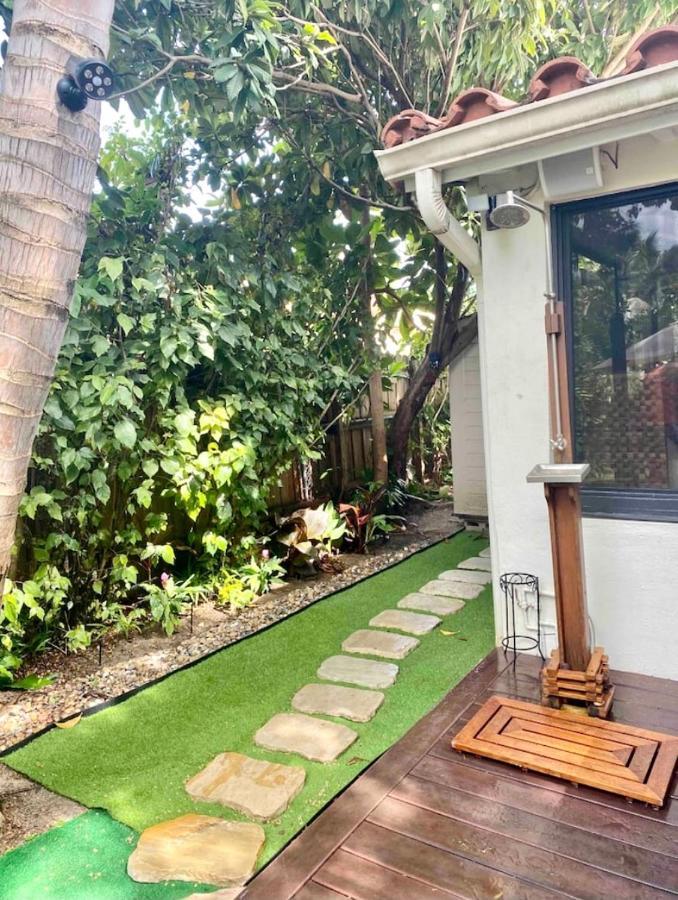 Ferienhaus Entire Private Beautiful 2 Bedroom Den House With Gated Front&back Yard And Free Parking 10min Drive To *